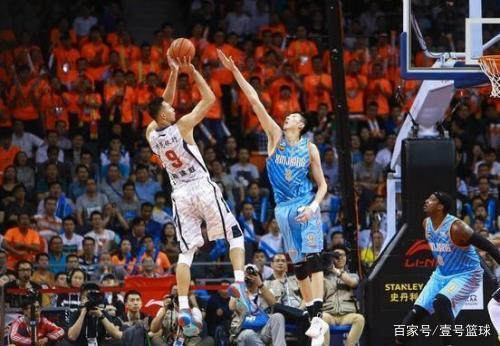 在德甲舞台 在德甲舞台