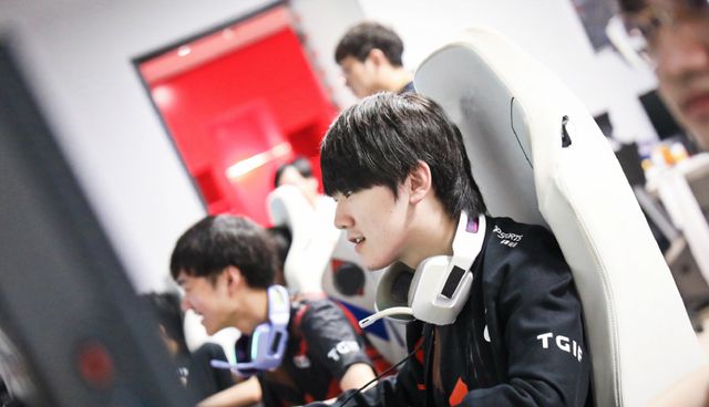 面军事冲突 面军事冲突