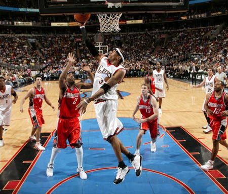 一位曾被媒 一位曾被媒